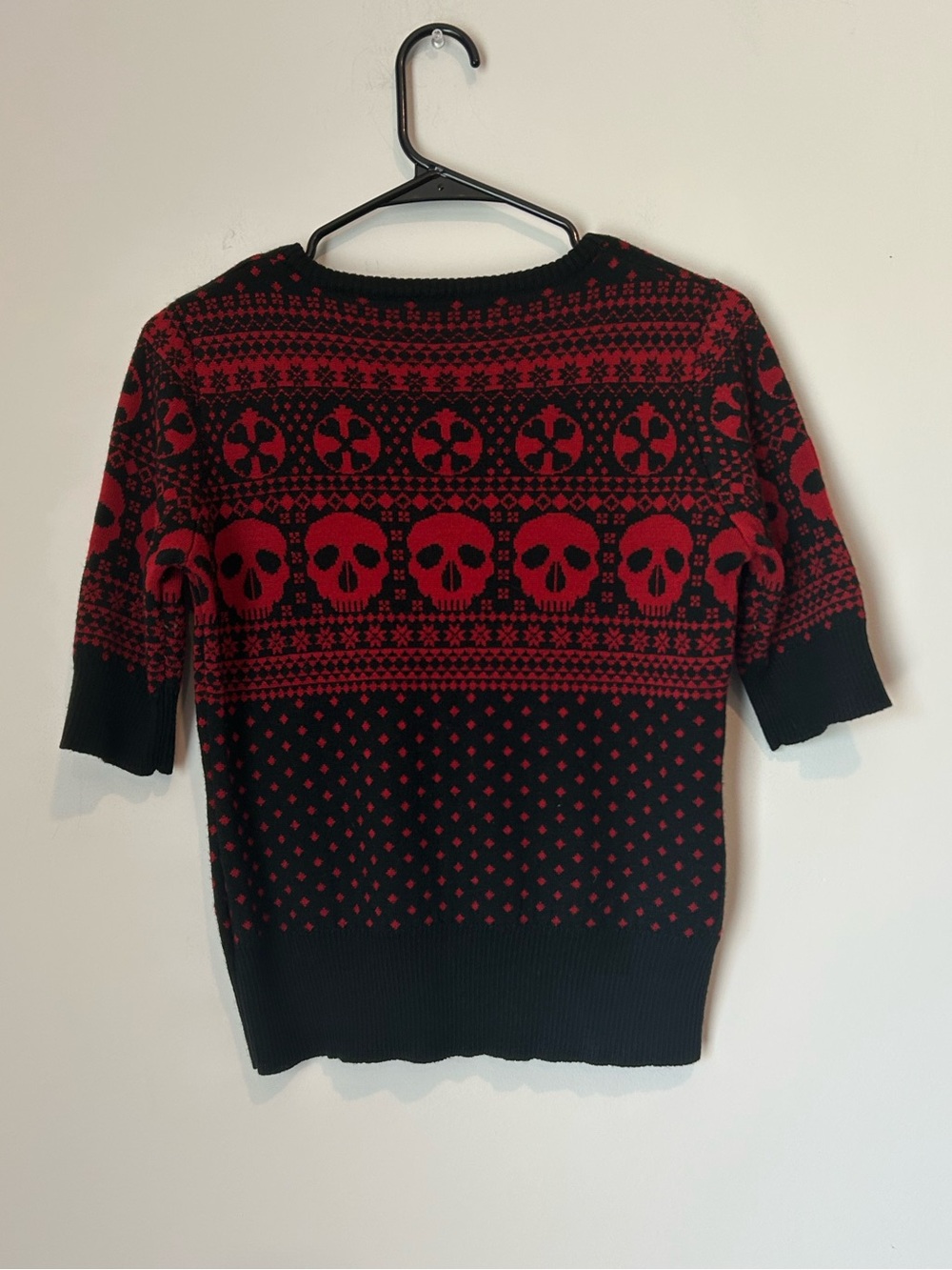 Hell Bunny Large Black and Red Skull Sweater - Picture 2 of 2